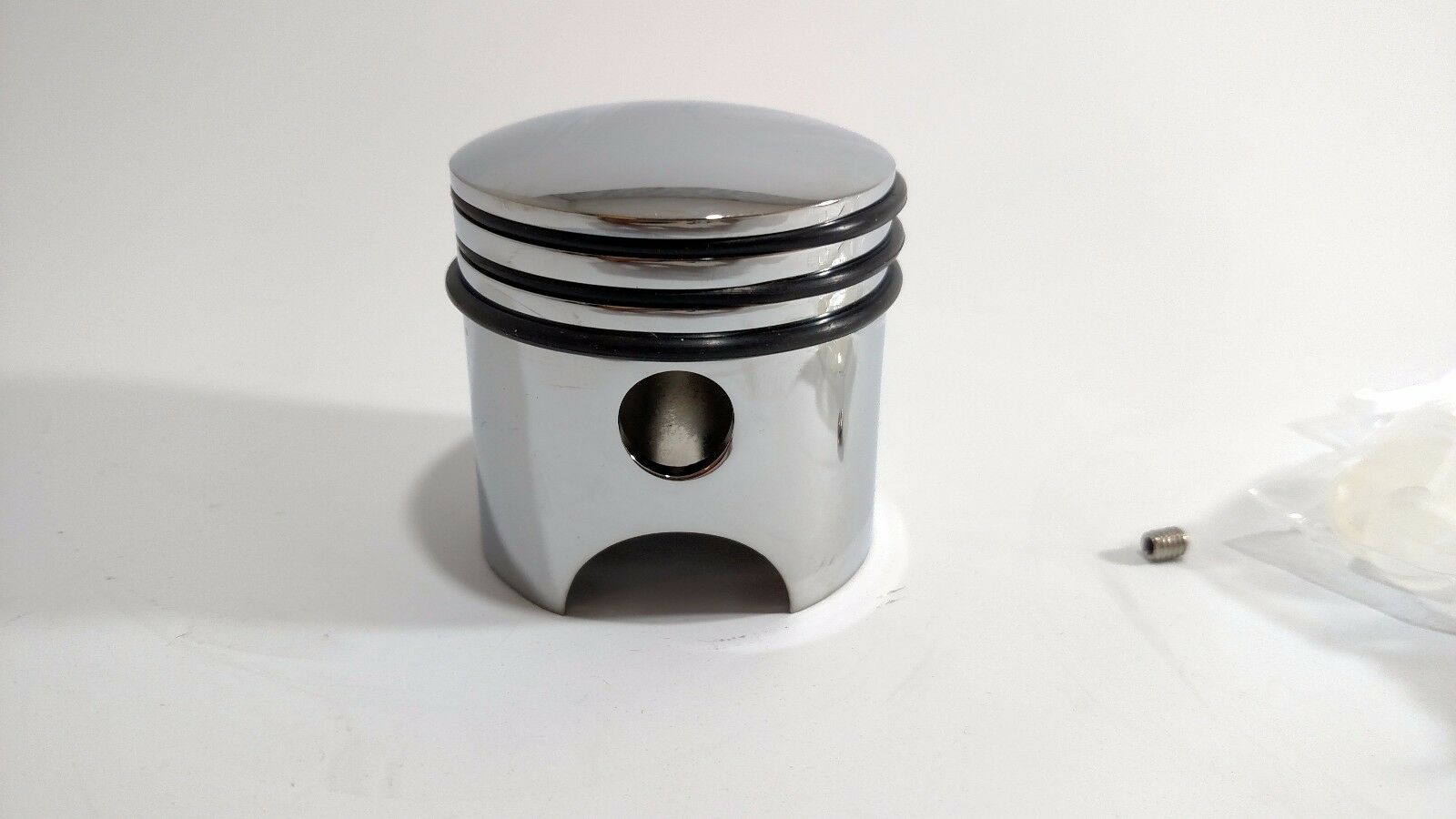 Piston